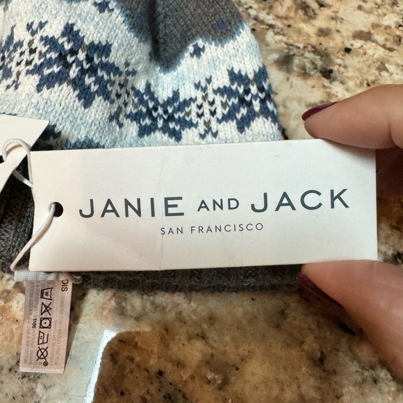 NWT. Janie and Jack. Knit hat for newborn - Picture 3 of 8